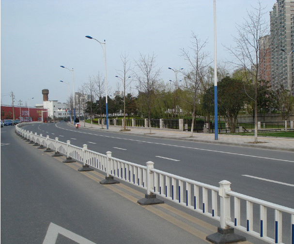 隔离栅 